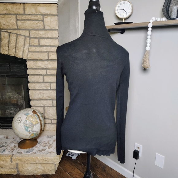 Cyrus Dark Black Ribbed Knit Turtleneck - Picture 2 of 3